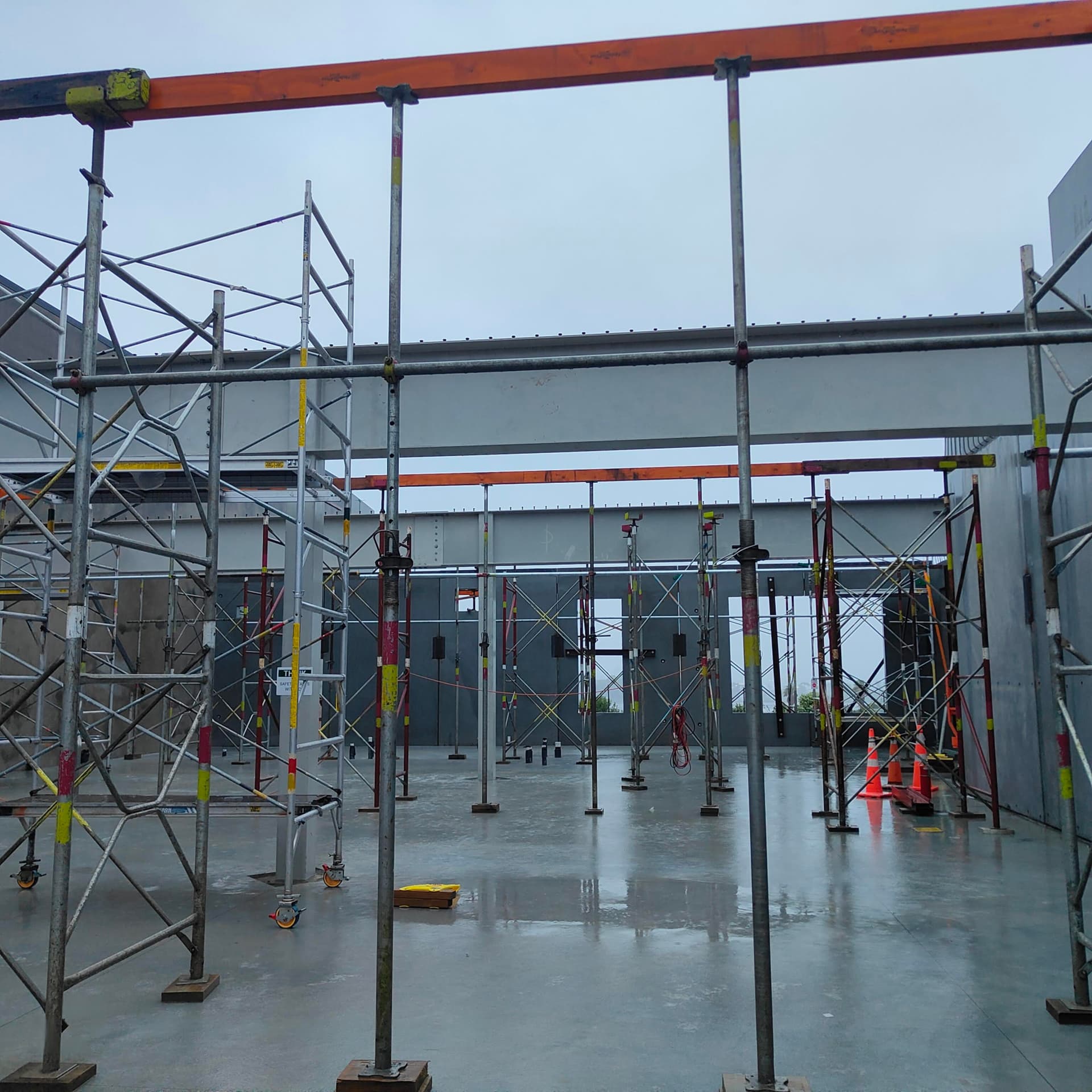 Structural steel rigging team assembling beams in Auckland, NZ